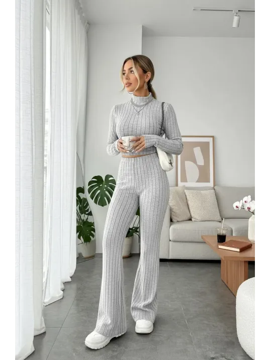 Kadın Gri Çizgili Boğazlı Crop Top Ve Yüksek Bel Pantolon Takım