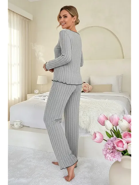 Kadın Gri Çizgili Uzun Kollu Fiyonk Detaylı Pijama Takımı Rahat Mevsimlik