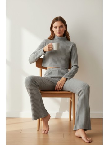 Kadın Fitilli Eşofman Takımı – Gri Boğazlı Crop Üst & İspanyol Paça Pantolon, Esnek Rahat Kalıp