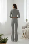 Kadın Fitilli Eşofman Takımı – Gri Boğazlı Crop Üst & İspanyol Paça Pantolon, Esnek Rahat Kalıp