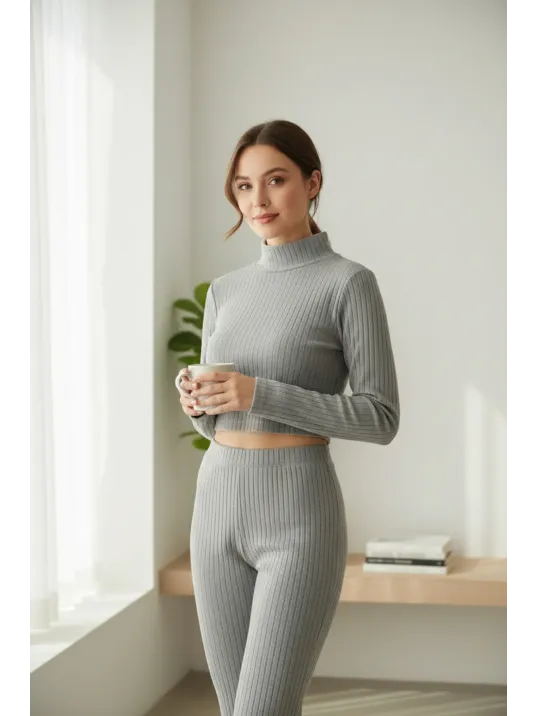 Kadın Fitilli Eşofman Takımı – Gri Boğazlı Crop Üst & İspanyol Paça Pantolon, Esnek Rahat Kalıp