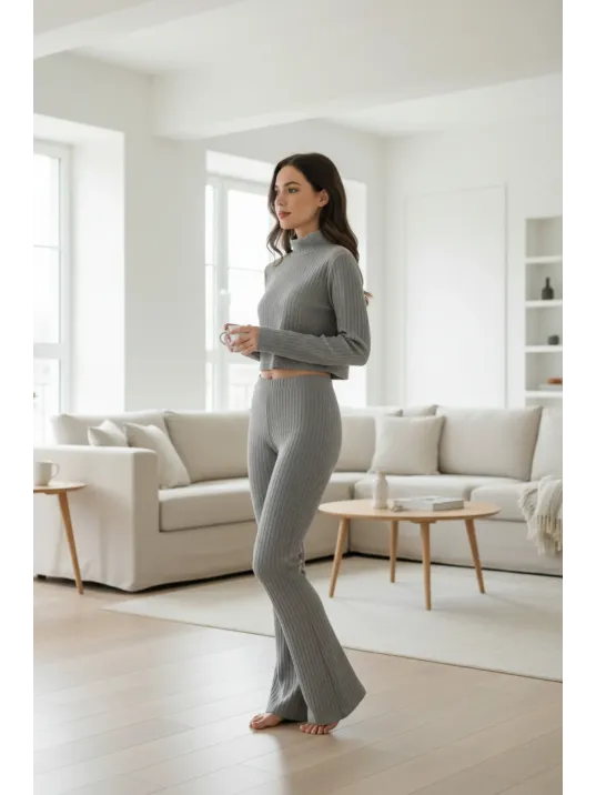 Kadın Fitilli Eşofman Takımı – Gri Boğazlı Crop Üst & İspanyol Paça Pantolon, Esnek Rahat Kalıp