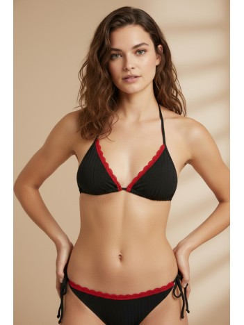 Kırmızı Dantel Detaylı Siyah Bikini Takımı – Ayarlanabilir İpli, İçten Şardonlu, Kadın Mayo