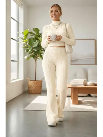 Kadın Ekru Çizgili Boğazlı Crop Top Ve Yüksek Bel Eşofman Takımı Spor Şık Kombin