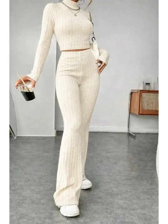 Kadın Ekru Çizgili Boğazlı Crop Top Ve Yüksek Bel Eşofman Takımı Spor Şık Kombin