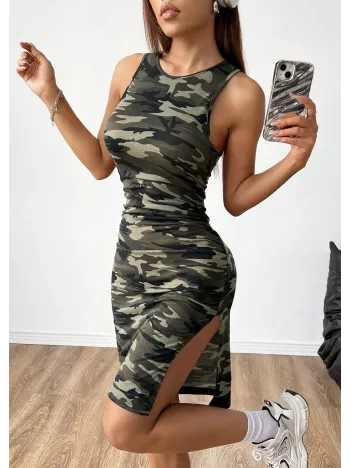 Kadın Kamuflaj Desenli Yırtmaçlı Diz Altı Vücüdu Saran Gecelik – Modern Ve Şık Tasarım