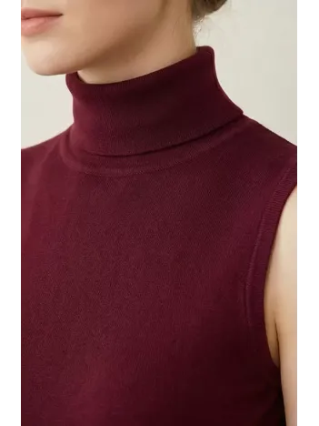 Kadın Bordo Kolsuz Balıkçı Yaka Basic Bluz Kadın Bordo Kolsuz Balıkçı Yaka Basic Bluz