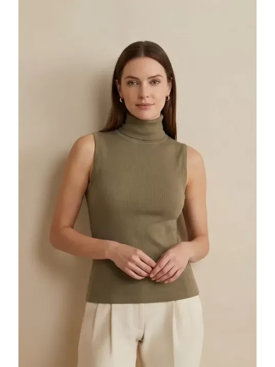 Kadın Haki Yeşili Kolsuz Balıkçı Yaka Basic Bluz Kadın Haki Yeşili Kolsuz Balıkçı Yaka Basic Bluz