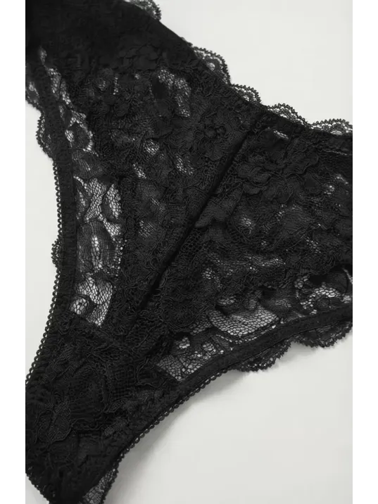 Kadın Siyah Dantel Tanga Külot – Modern Ve Şık Tasarım