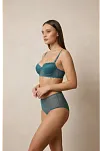 Kadın Yeşil Şortlu Push Up Sütyen Külot Takımı – Modern, Konforlu Ve Günlük Kombinlere Uygun Kadın Yeşil Şortlu Push Up Sütyen Külot Takımı – Modern, Konforlu Ve Günlük Kombinlere Uygun