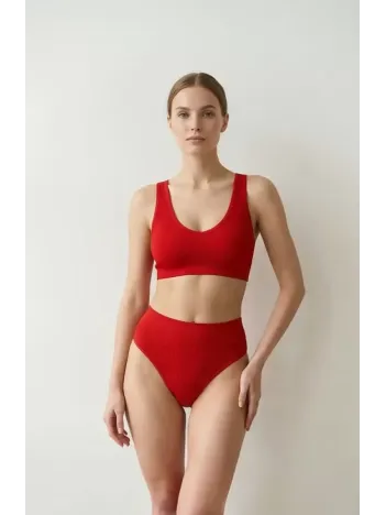 Kadın Kırmızı Desteksiz Seamless Tangalı İç Çamaşır Takımı – Modern, Konforlu