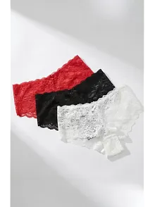 Kadın Siyah Beyaz Kırmızı 3'lü Paket Dantel Tanga Şort Külot – Modern Ve Şık Tasarım
