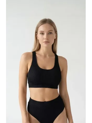 Kadın Siyah Çapraz Sırt Detaylı Iç Çamaşır Takımı – Modern, Konforlu Ve Günlük Kombinlere Uygun Kadın Siyah Çapraz Sırt Detaylı Iç Çamaşır Takımı – Modern, Konforlu Ve Günlük Kombinlere Uygun