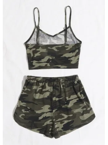 Kadın Kamuflaj Desenli Askılı Crop Top Ve Şortlu Gecelik Takım – Modern, Konforlu Ve Günlük Kombinlere Uygun