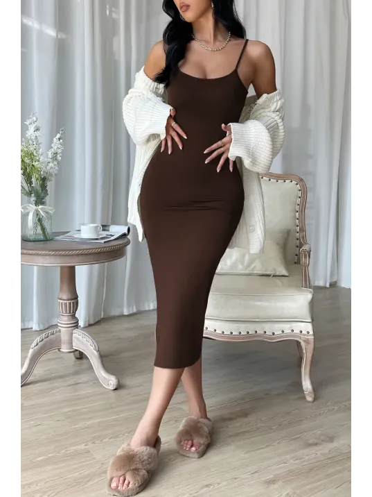 Kadın Kahverengi Yırtmaçlı Diz Altı Vücüdu Saran Gecelik – Modern Ve Şık Tasarım