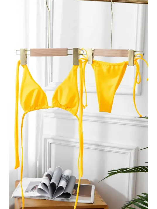 Kadın Sarı Yandan Bağlamalı Tangalı Üçgen Bikini Mayo Takımı – Modern, Konforlu Ve Günlük Kombinlere Uygun
