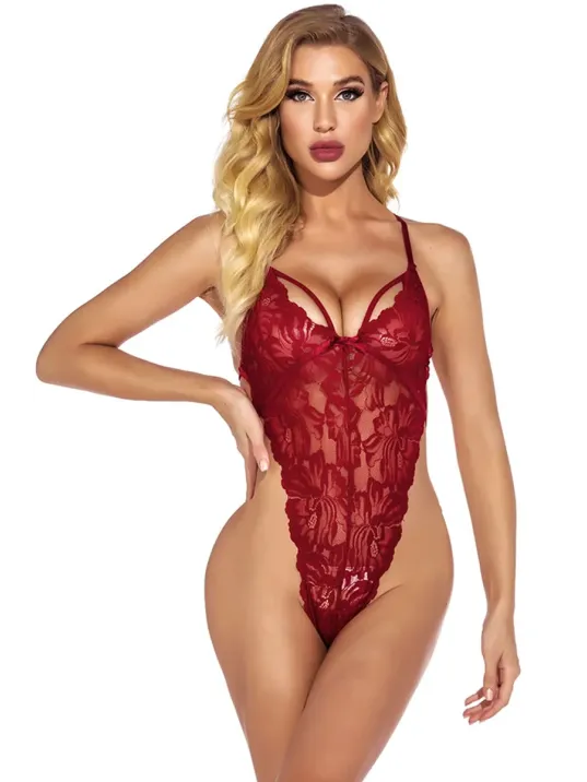 Kadın Bordo Dantelli, Tangalı Ve İp Askılı Şık İç Çamaşır Takımı – Modern, Konforlu Ve Günlük Kombinlere Uygun