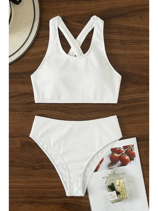 Kadın Beyaz Çapraz Sırt Detaylı Iç Çamaşır Takımı – Modern, Konforlu Ve Günlük Kombinlere Uygun Kadın Beyaz Çapraz Sırt Detaylı Iç Çamaşır Takımı – Modern, Konforlu Ve Günlük Kombinlere Uygun