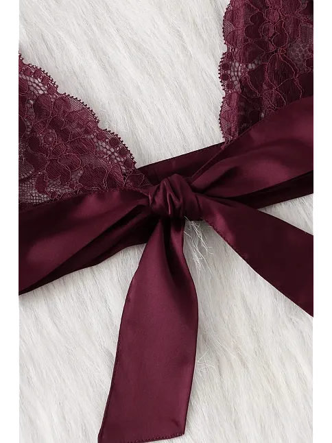 Kadın Bordo Dantelli & Kurdelalı Sütyen Külot Takımı – Modern, Konforlu Ve Günlük Kombinlere Uygun