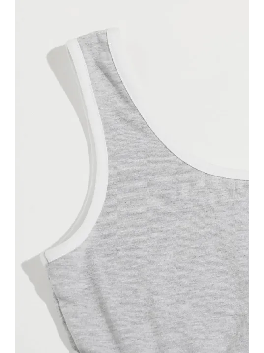 Kadın Gri Askılı Crop Top Ve Şortlu Gecelik Takım Kadın Gri Askılı Crop Top Ve Şortlu Gecelik Takım