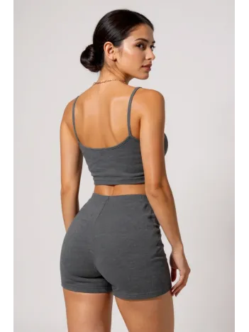 Kadın Antrasit Gri Şortlu Kaşkorse Gecelik Takım – Modern, Konforlu Ve Günlük Kombinlere Uygun
