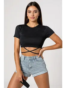 Kadın Siyah Yarım Kol Çapraz Bağlamalı Crop Top Bluz – Şık, Rahat Ve Kolay Kombinlenebilir