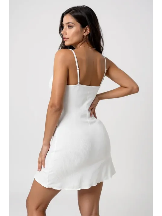 Kadın Beyaz Göğüs Dantel İşlemeli Fitilli Kumaş Şık Gecelik – Modern Ve Şık Tasarım