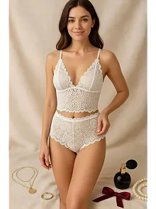 Kadın Beyaz Dantel Bralet Şort Takımı – Romantik Ve Zarif İç Giyim