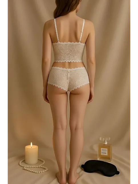 Kadın Beyaz Dantel Bralet Şort Takımı – Romantik Ve Zarif İç Giyim