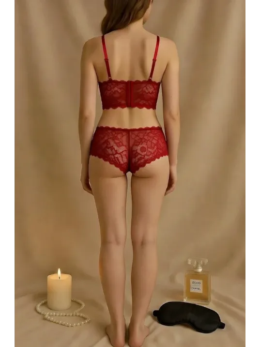 Kadın Kırmızı Dantel Bralet Şort Takımı – Tutkulu Ve Çekici İç Giyim Kadın Kırmızı Dantel Bralet Şort Takımı – Tutkulu Ve Çekici İç Giyim