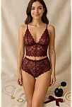 Kadın Bordo Dantel Bralet Şort Takımı – Asil Ve Sofistike İç Giyim