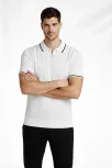 Erkek 2’li Paket Dokuma Triko Fermuarlı Yakalı Fitilli Kısa Kollu Regular Fit Tişört - Beyaz & Siyah Erkek 2’li Paket Dokuma Triko Fermuarlı Yakalı Fitilli Kısa Kollu Regular Fit Tişört - Beyaz & Siyah