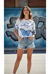 Kadın Asit Yıkamalı Oversize Tişört Mavi Kelebek Baskılı Dijital Print Bisiklet Yaka Streetwear T-shirt - Beyaz