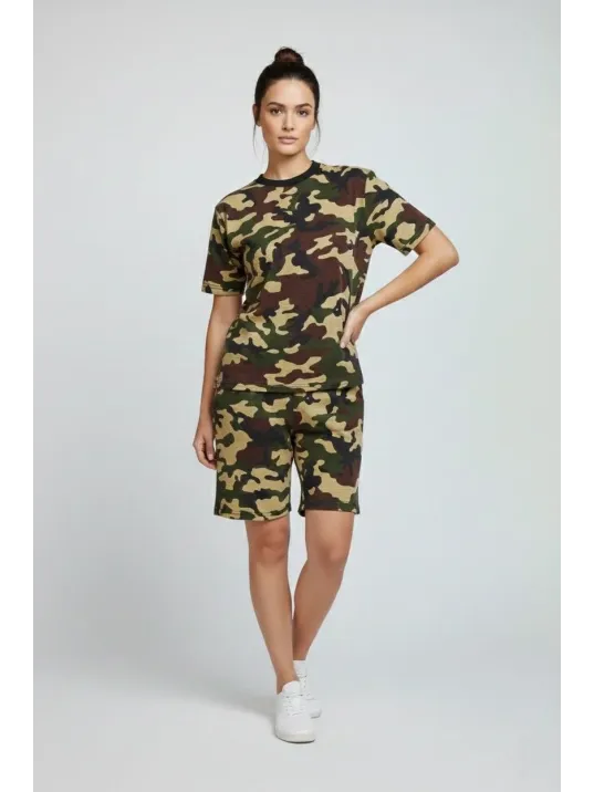 Kadın Kamuflaj Desenli Tişört Şort Takım – Günlük Rahat Kesim Yazlık 2’li Kombin - Kamuflaj