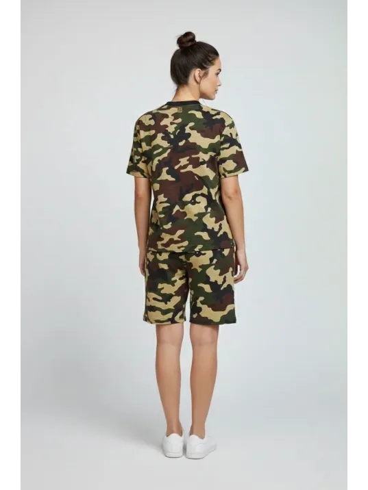 Kadın Kamuflaj Desenli Tişört Şort Takım – Günlük Rahat Kesim Yazlık 2’li Kombin - Kamuflaj