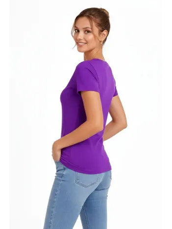 Kadın T-shirt V Yaka Slim Fit Likralı Tişört Günlük Basic Body - Mor Kadın T-shirt V Yaka Slim Fit Likralı Tişört Günlük Basic Body - Mor