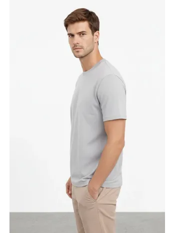 Erkek Bisiklet Yaka Tişört Regular Kalıp Basic Pamuklu Günlük Kullanım T-shirt - Gri Erkek Bisiklet Yaka Tişört Regular Kalıp Basic Pamuklu Günlük Kullanım T-shirt - Gri