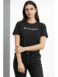 Kadın Wafıl Kumaş Tişört Regular Kalıp Bisiklet Yaka Baskılı Günlük Basic T-shirt - Siyah