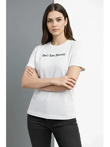 Kadın Wafıl Kumaş Tişört Regular Kalıp Bisiklet Yaka Baskılı Günlük Basic T-shirt - Beyaz