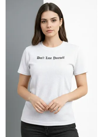 Kadın Wafıl Kumaş Tişört Regular Kalıp Bisiklet Yaka Baskılı Günlük Basic T-shirt - Beyaz Kadın Wafıl Kumaş Tişört Regular Kalıp Bisiklet Yaka Baskılı Günlük Basic T-shirt - Beyaz