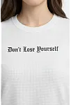 Kadın Wafıl Kumaş Tişört Regular Kalıp Bisiklet Yaka Baskılı Günlük Basic T-shirt - Beyaz