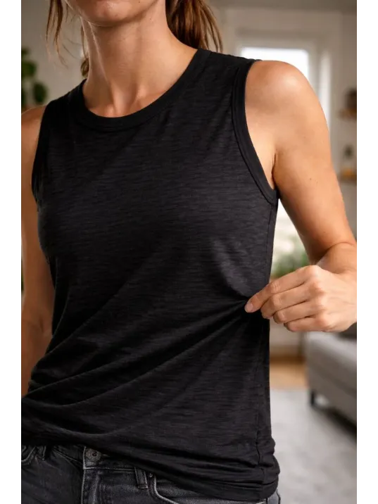 Kadın Flamlı Kumaş Sıfır Kolsuz Atlet Basic Spor Üst, Günlük Ve Fitness Kullanımına Uygun - Siyah Kadın Flamlı Kumaş Sıfır Kolsuz Atlet Basic Spor Üst, Günlük Ve Fitness Kullanımına Uygun - Siyah