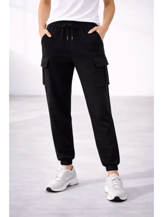 Kadın Jogger Eşofman Altı Rahat Kalıp, Kargo Cepli, Lastikli Paça, Günlük Spor Pantolon - Siyah