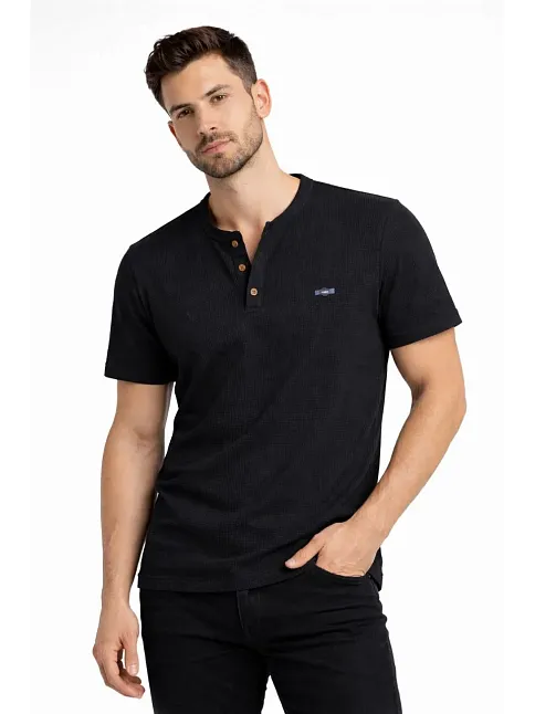 Erkek Waffle Dokulu Likralı Henley Yaka Düğmeli Regular Fit Kısa Kollu T-shirt - Siyah