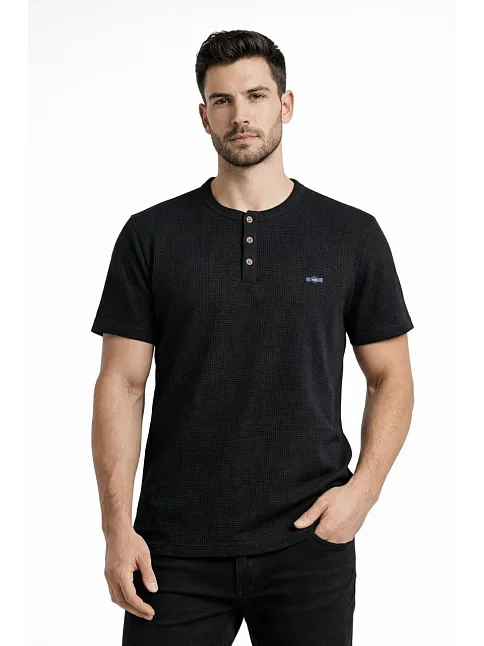 Erkek Waffle Dokulu Likralı Henley Yaka Düğmeli Regular Fit Kısa Kollu T-shirt - Siyah