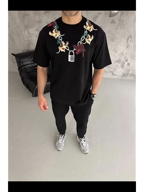 Erkek Baskılı T-shirt Kısa Kol Bisiklet Yaka Regular Fit Rahat Kalıp Günlük Tişört - Siyah Erkek Baskılı T-shirt Kısa Kol Bisiklet Yaka Regular Fit Rahat Kalıp Günlük Tişört - Siyah