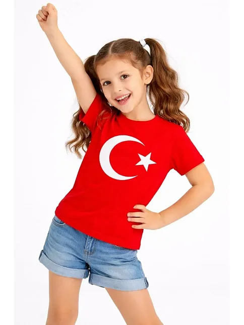 Kız Çocuk Tişört Bisiklet Yaka Ay Yıldız Bayrak Baskılı T-shirt - Kırmızı Kız Çocuk Tişört Bisiklet Yaka Ay Yıldız Bayrak Baskılı T-shirt - Kırmızı