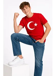 Erkek Çocuk Tişört Bisiklet Yaka Ay Yıldız Bayrak Baskılı T-shirt - Kırmızı