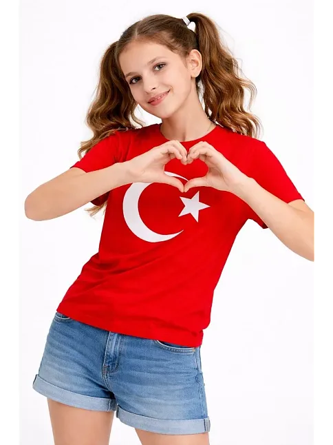 Kız Çocuk Tişört Bisiklet Yaka Ay Yıldız Bayrak Baskılı T-shirt - Kırmızı Kız Çocuk Tişört Bisiklet Yaka Ay Yıldız Bayrak Baskılı T-shirt - Kırmızı