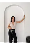 Kadın Vatkalı Kolsuz V Yaka Drapeli Crop Bluz Likralı Fit - Boyalı Gri Kadın Vatkalı Kolsuz V Yaka Drapeli Crop Bluz Likralı Fit - Boyalı Gri